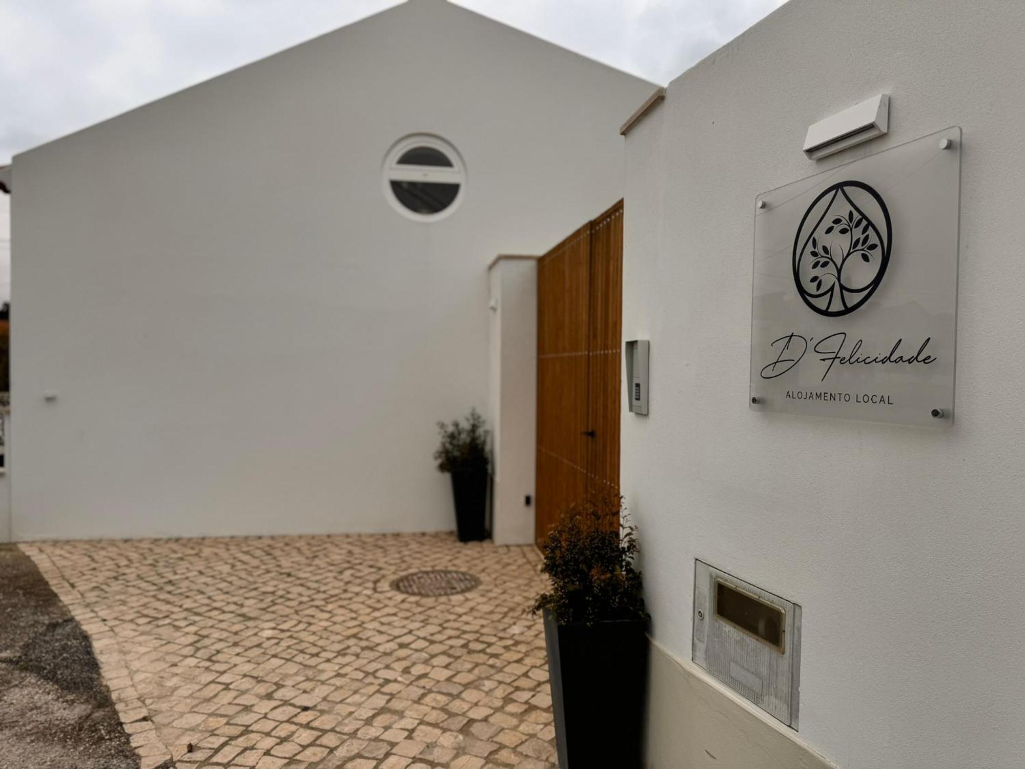 D'Felicidade Caldas Da Rainha Exterior foto